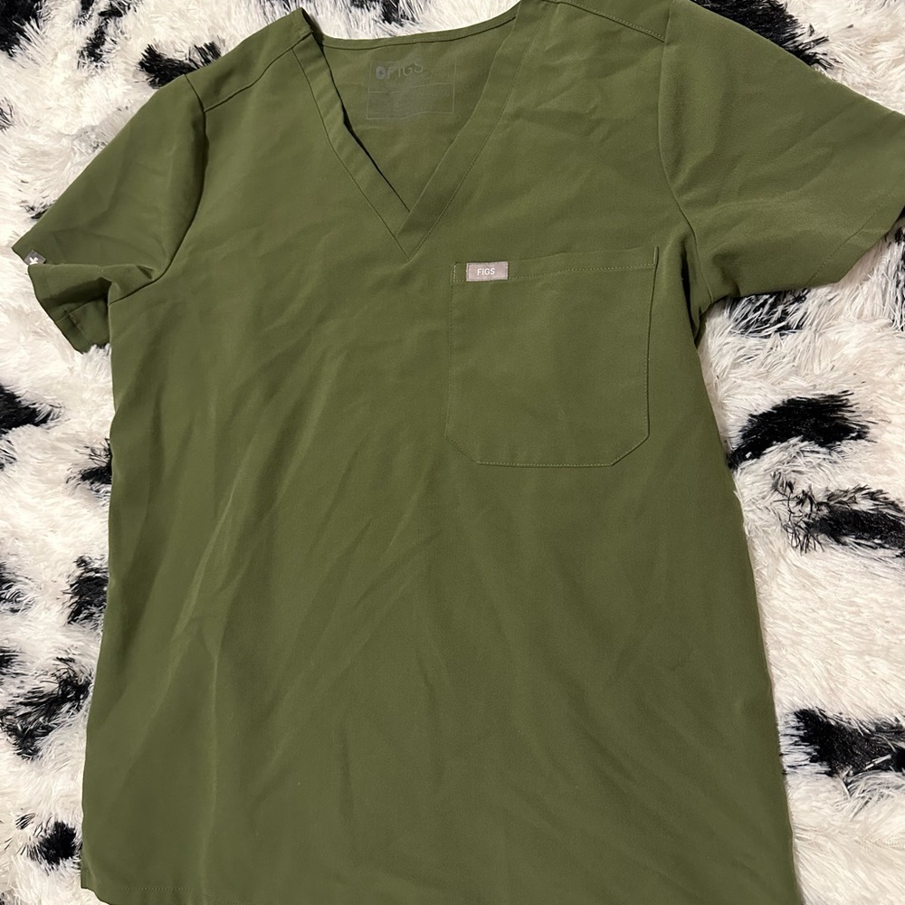 Fig Catarina one pocket scrub top